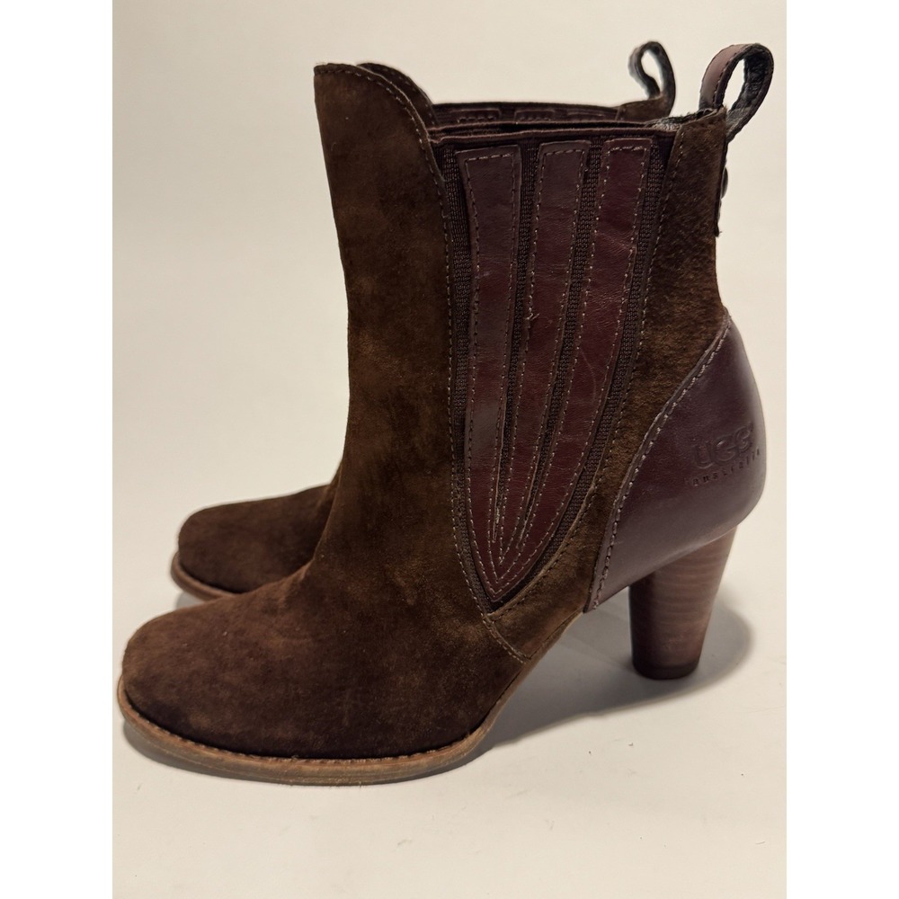 UGG Olivia Chelsea Heeled Boots Women Brown Suede Leather Ankle 7.5